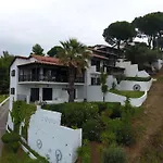 Frideriki Αγία Παρασκευή