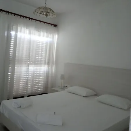 Apartment Frideriki *