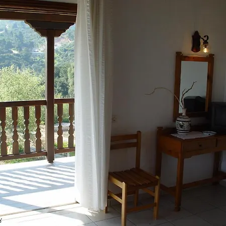 Frideriki * Agia Paraskevi (Skiathos)